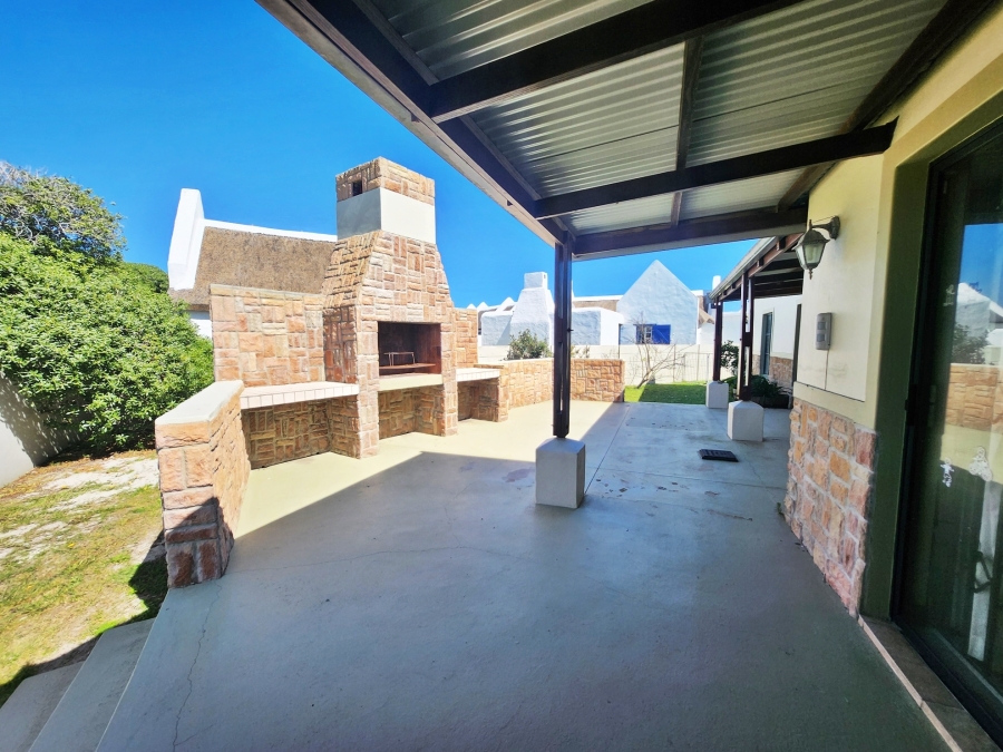 3 Bedroom Property for Sale in Struisbaai Western Cape